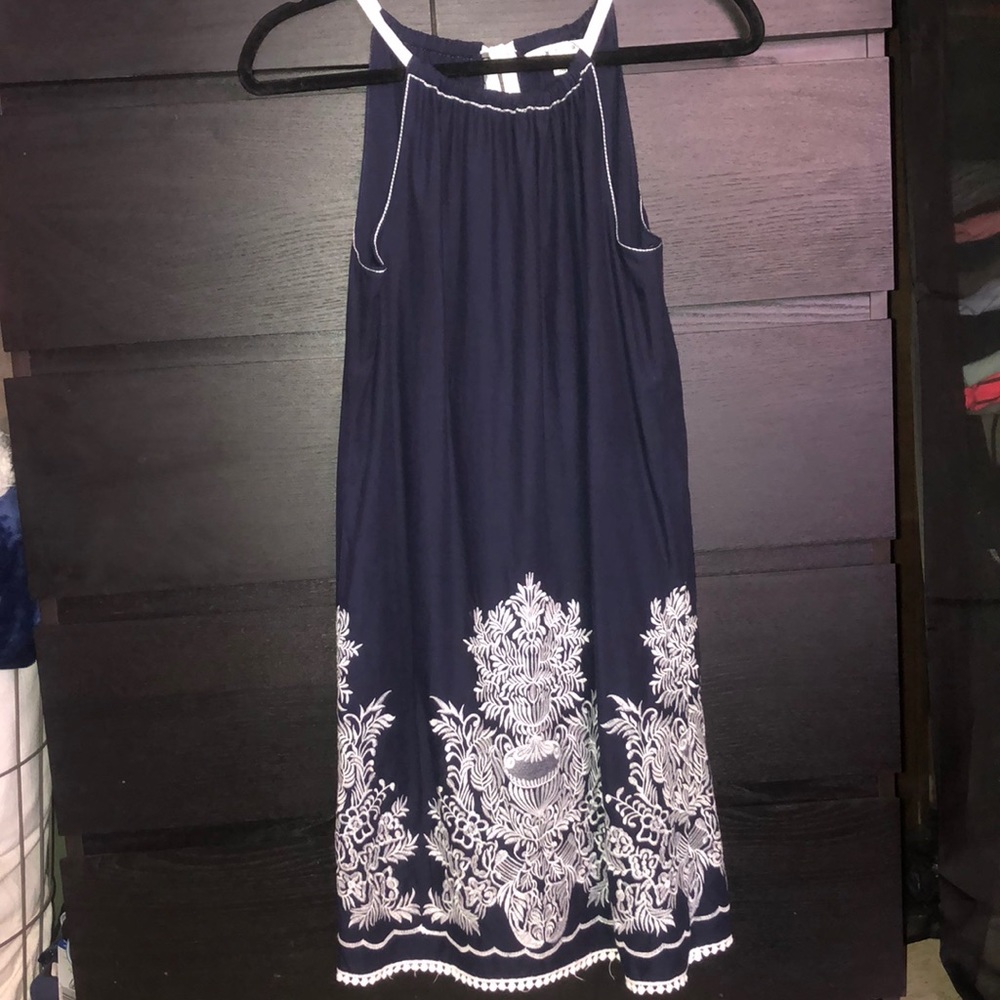 Max Studio Sleeveless Dress.